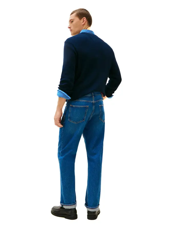 Relaxed Fit High Waist Jeans 5 Image