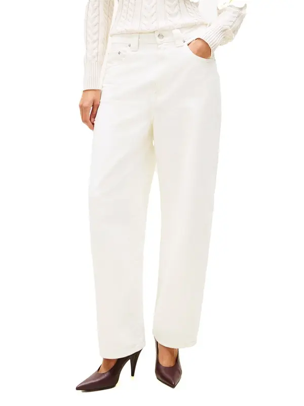 Mid Rise Tapered Barrel Leg Jeans 3 Image