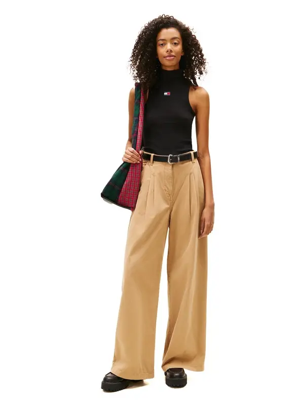 Tommy Badge Slim Fit Tank Top 2 Image