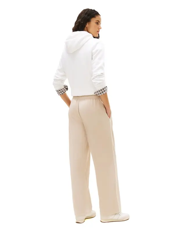 Tommy Badge Interlock Knit Relaxed Joggers 2 Image