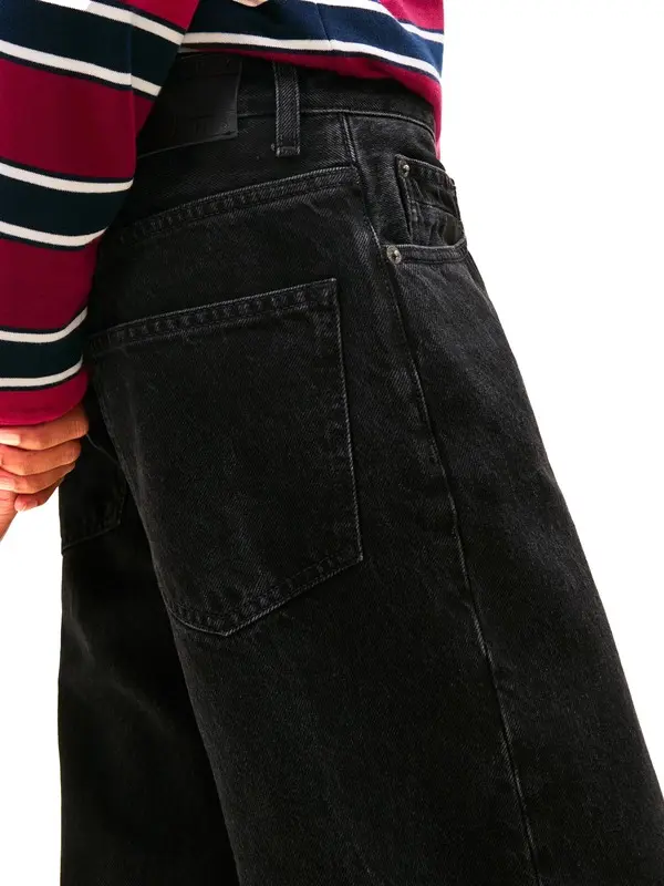 Mia Mid Rise Relaxed Straight Leg Black Jeans 1 Image