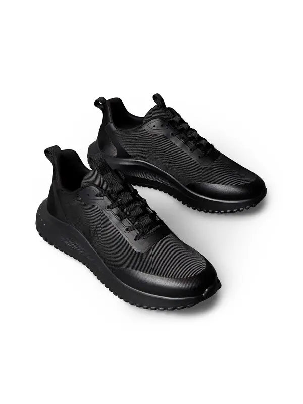 Breathable Mesh Ultralight Trainers 3 Image