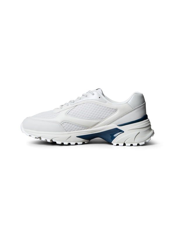 Hike Runner Laceup Mesh Mix Trainers 1 Image