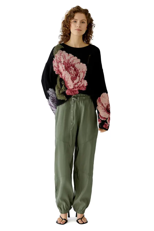 Balloon Cut Satin Trousers with Elastic Waist and Belt 3 Image