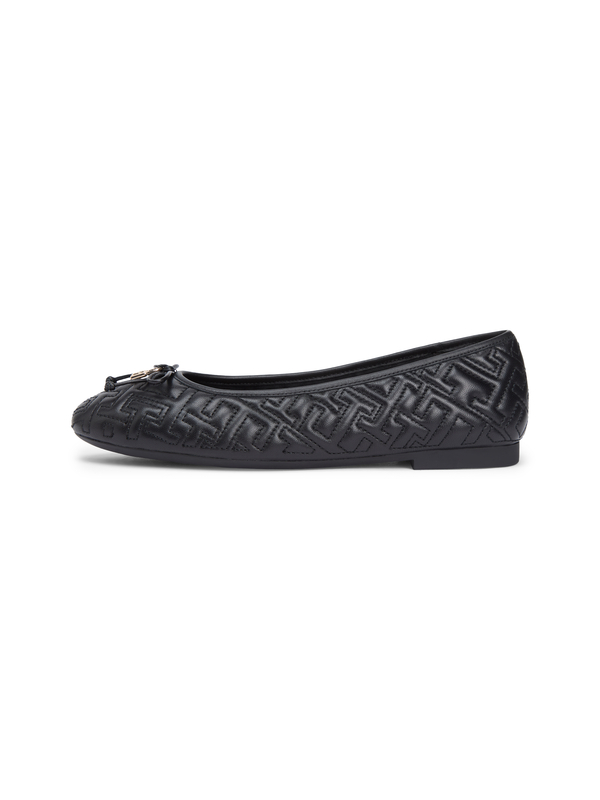 Quilted Leather Round Toe Ballerinas 2 Image