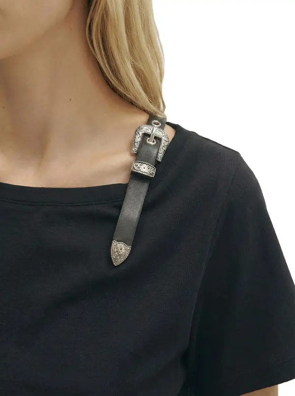 Short Sleeve T-Shirt With Open Neckline And Belt Buckle Detail 5 Image
