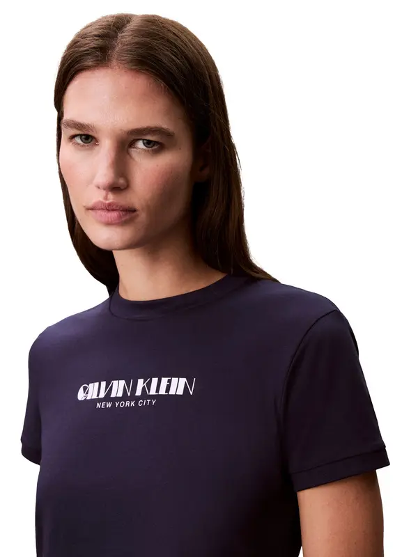 Logo Graphic Cropped T-Shirt 2 Image