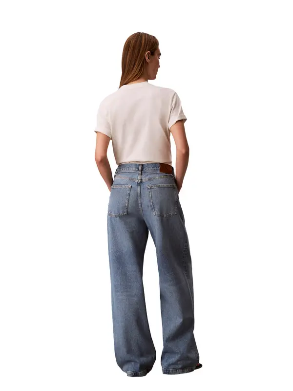 Low Rise Baggy Jeans 2 Image