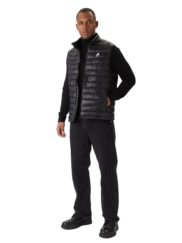 Lightweight Puffer Logo Sleeveless Jacket 2 Image