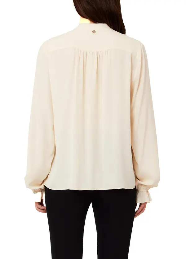 Long Sleeveles V-neck Viscose Blouse 2 Image
