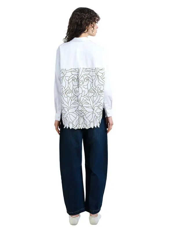 Floral Cutwork Back Popover Shirt 2 Image