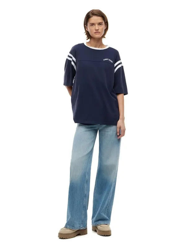 Oversized T-Shirt with Varsity Shoulder Stripes 3 Image