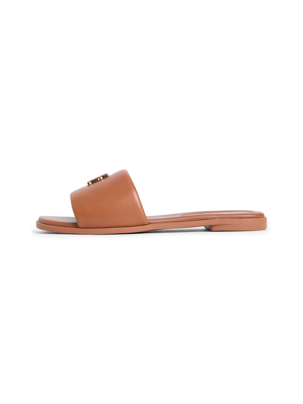 TH Logo Hardware Leather Slippers 3 Image
