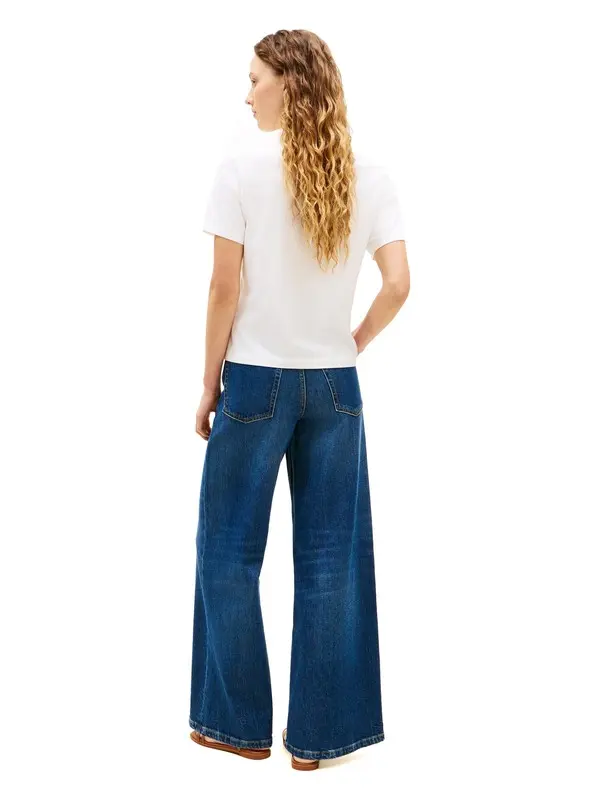 Logo Embroidery Jersey Crew Neck T-Shirt 2 Image