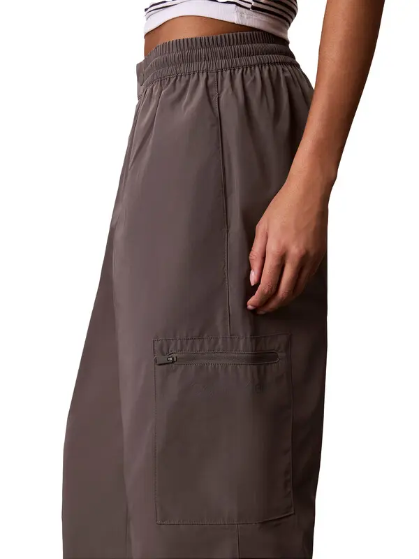 Tech Relaxed Fit High Waisted Pants 3 Image
