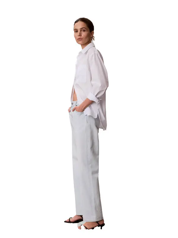 Signature 90's Slightly Wide Leg Jeans 3 Image
