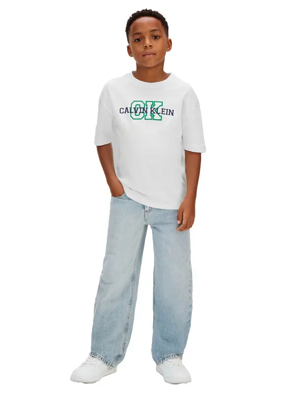 Kids Boys Regular Fit Collegiate Logo Graphic T-Shirt 2 Image
