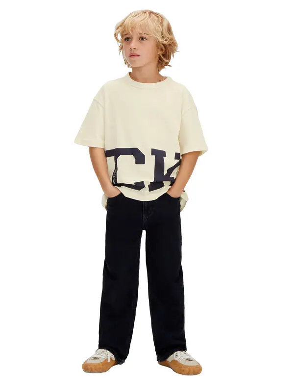 Oversized Hem Logo Short Sleeve T-Shirt 3 Image