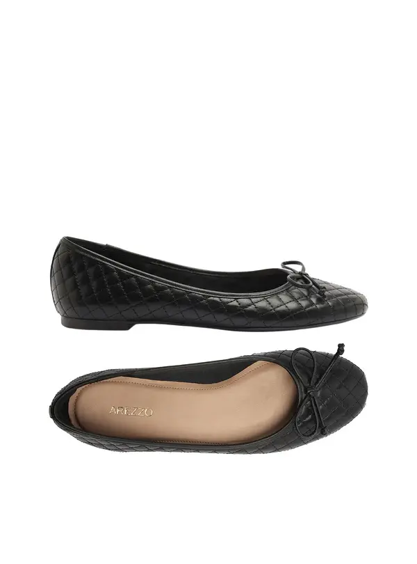 Black Quilted Round-toe Ballet Flats 1 Image