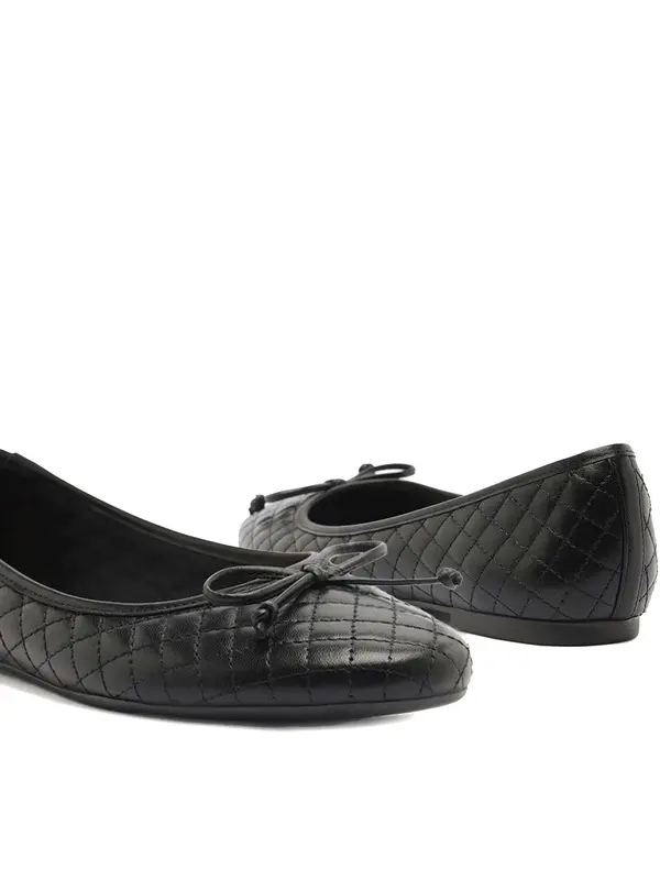 Black Quilted Round-toe Ballet Flats 2 Image