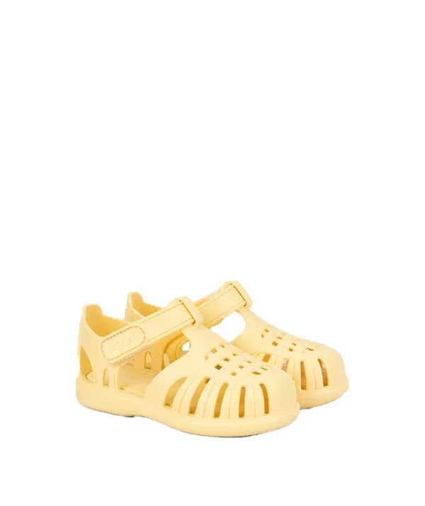 Baby Girl Yellow Tobby Solid Jelly Sandals 1 Image