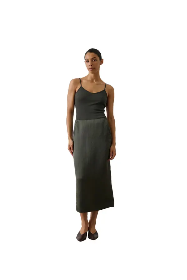 Helia Fitted Midi Pencil Skirt  1 Image