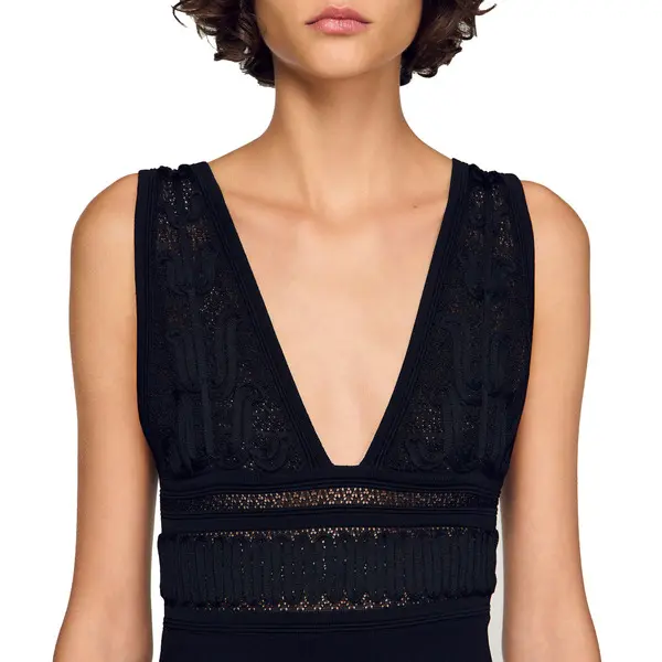 Flared Ruffled Knit V-neck Maxi Dress 3 Image