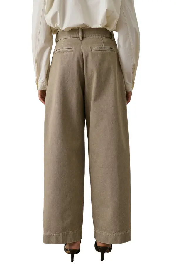 Organic Cotton Loose Fit Pleated Trousers 2 Image