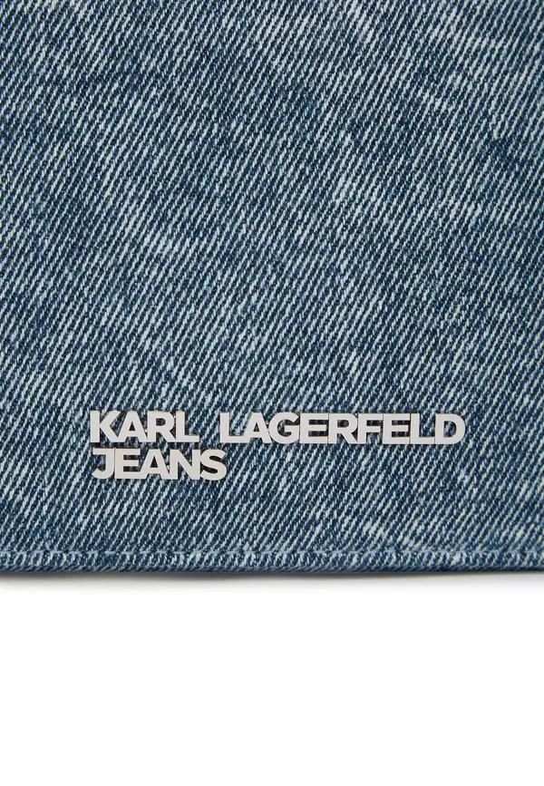Acid Wash Denim Crossbody Bag With Chain Strap 3 Image