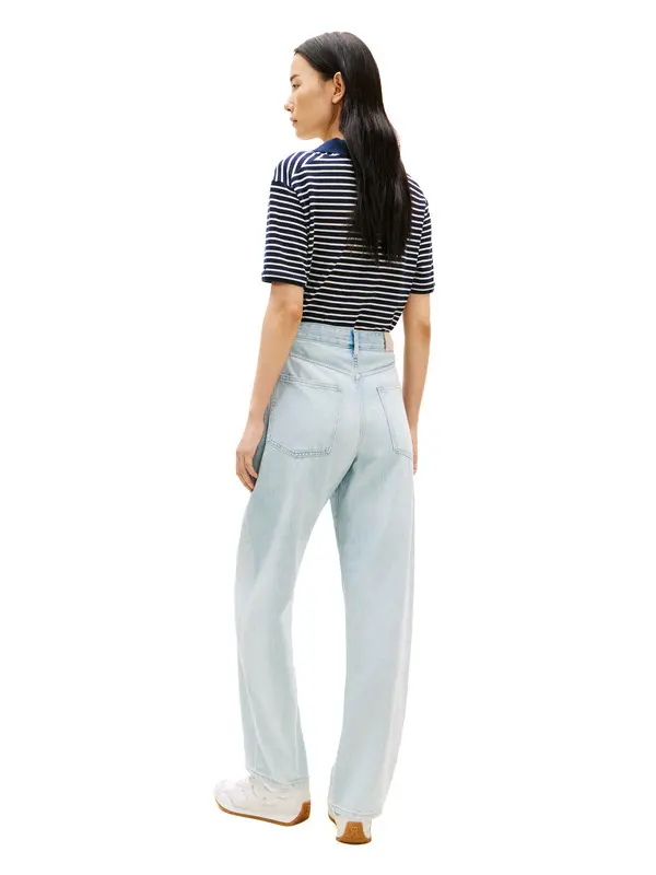 Mid-Rise Barrel Jeans  4 Image