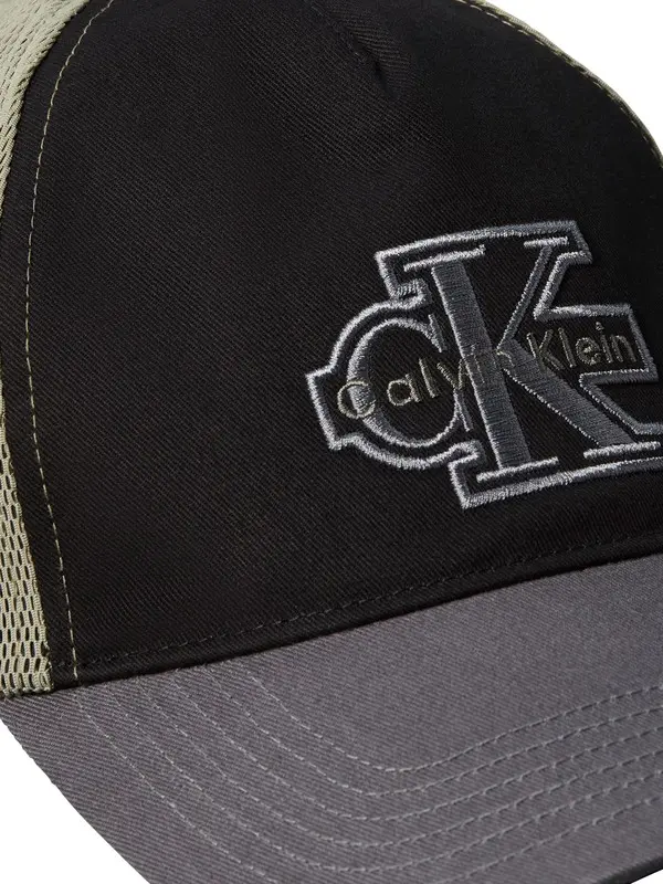 Color-Block Twill Logo Embroidery Trucker Cap 1 Image