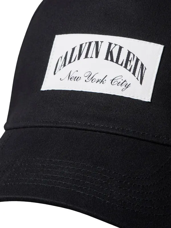 HeritageCrestPatchBaseballCap 1 Image