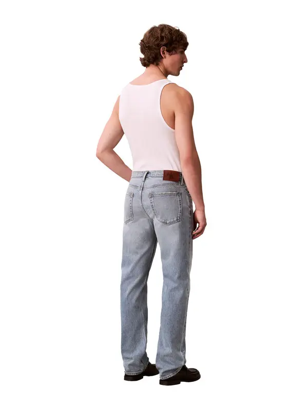 Standard Straight Fit Jeans 1 Image