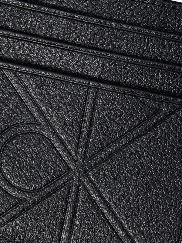 Leather Zip Around Wash Bag 1 Image
