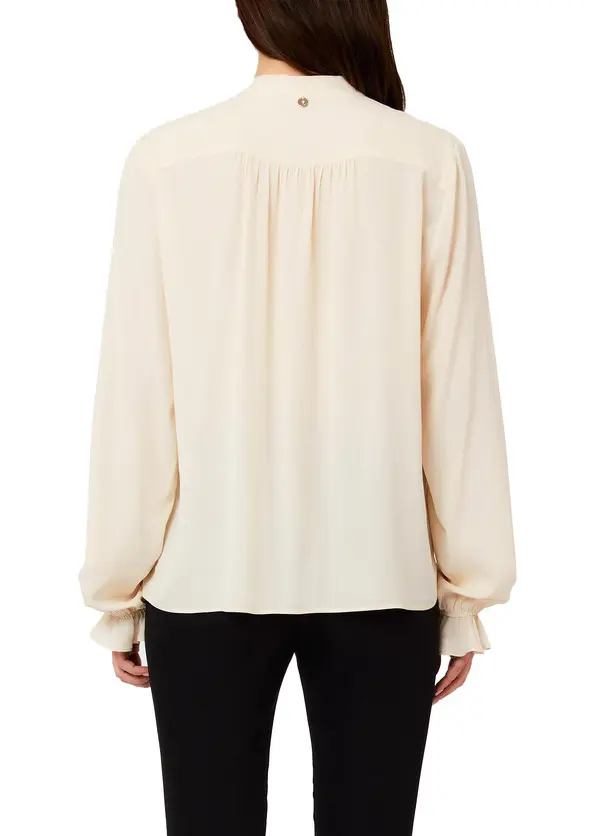 Long Sleeveles V-neck Viscose Blouse 1 Image