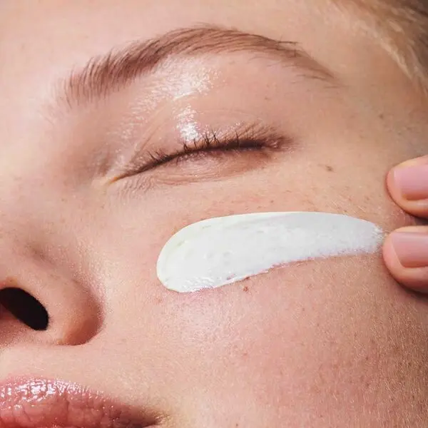 Youth-protecting Sunscreen Face Cream Very High Protection SPF50 1 Image