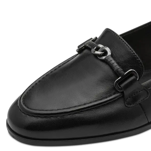 Classic Leather Hardware Loafers 3 Image